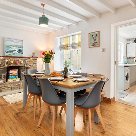 Ivydene - Beautiful Cottage, Stone Throw From Beach, Wonderful Sea Views Saundersfoot Kültér fotó